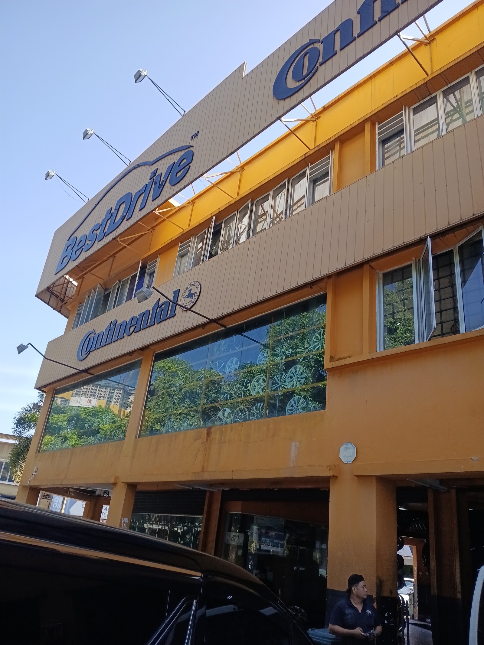 CT Pusat Tayar Dan Servis Kereta 9
